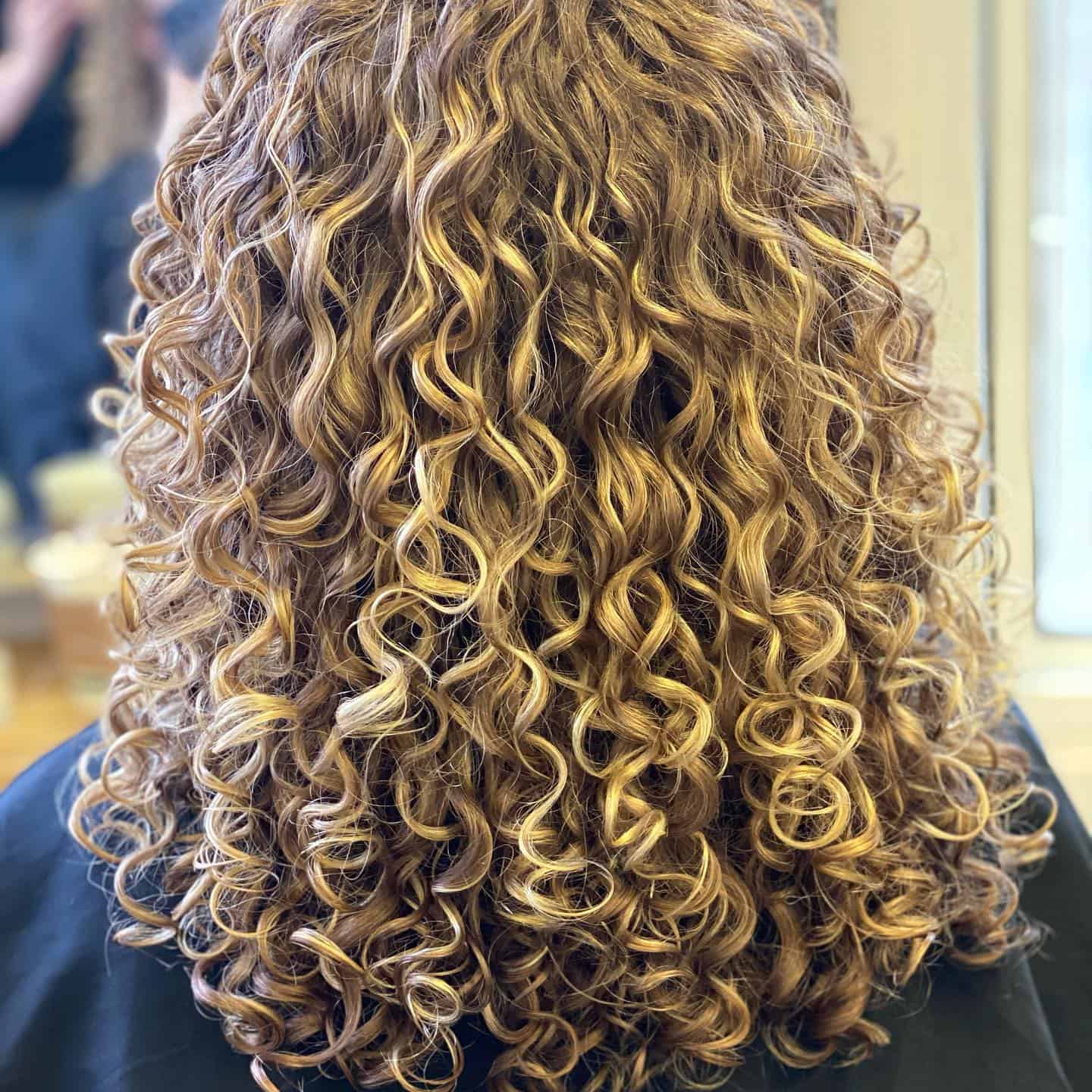 20 Best Curly Hair Salons In London - Winterville